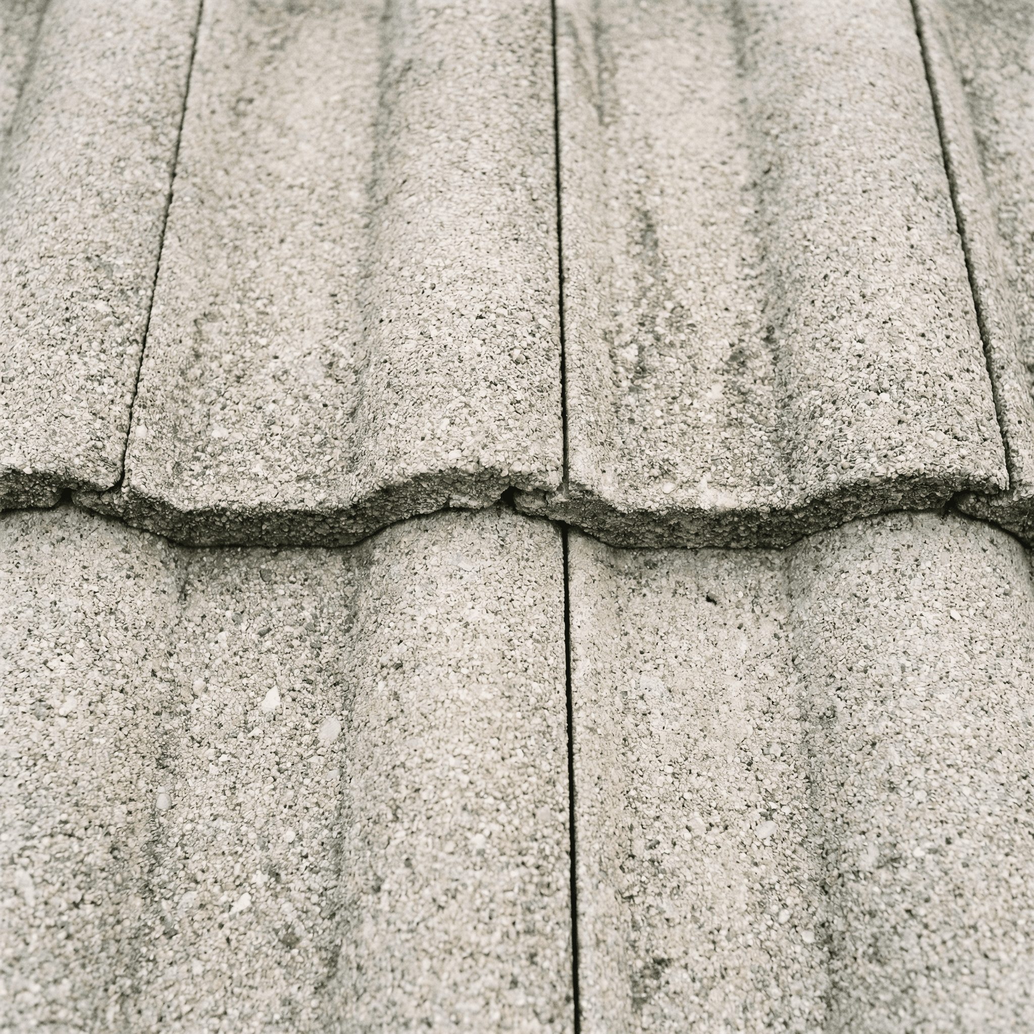 セメント瓦屋根の施工例